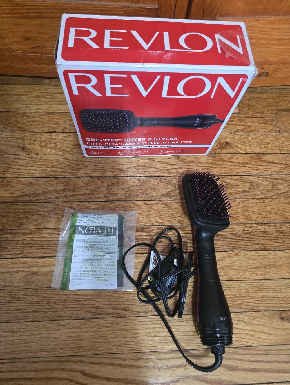 Revlon Pro Collection One Step Hair Ionic Dryer and Brush Styler - Picture 2 of 7